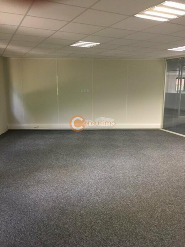 Bureau - 488 m²
