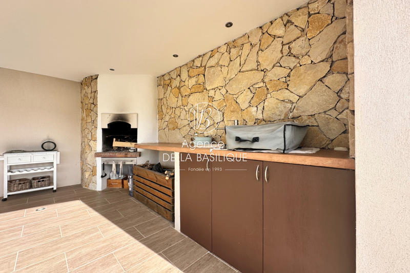 Villa - 225 m² - 7 pièces