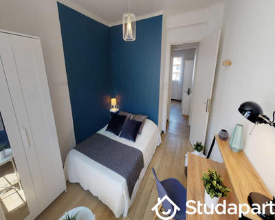 Chambre - 70 m² - 1 pièce