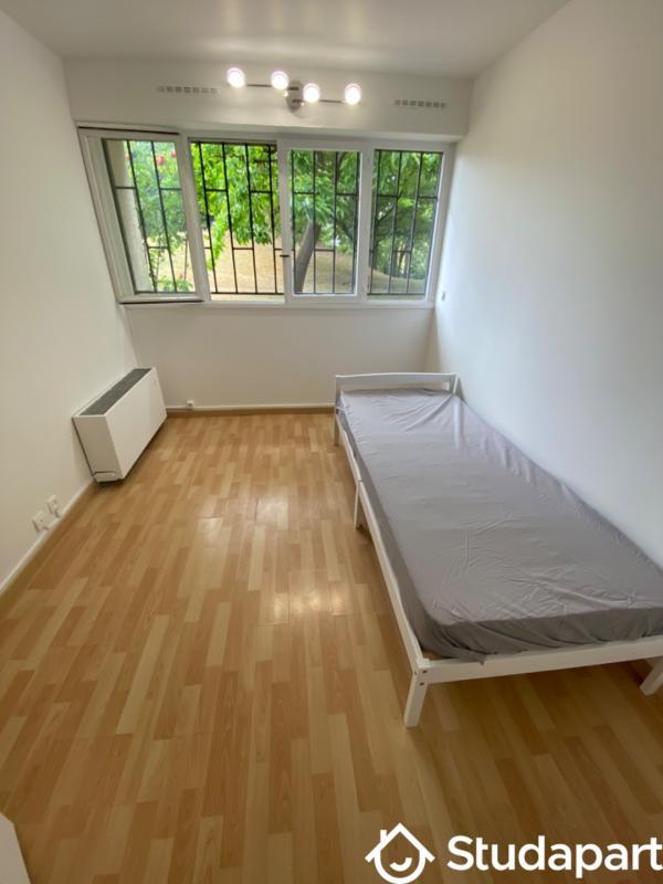 Chambre - 12 m² - 1 pièce