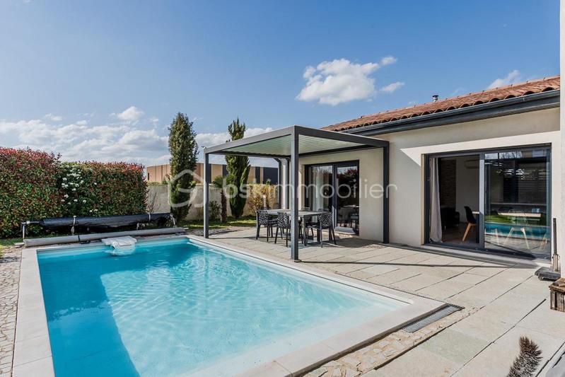 Maison - 163 m² - 5 pièces