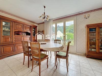 Maison - 122 m² - 5 pièces