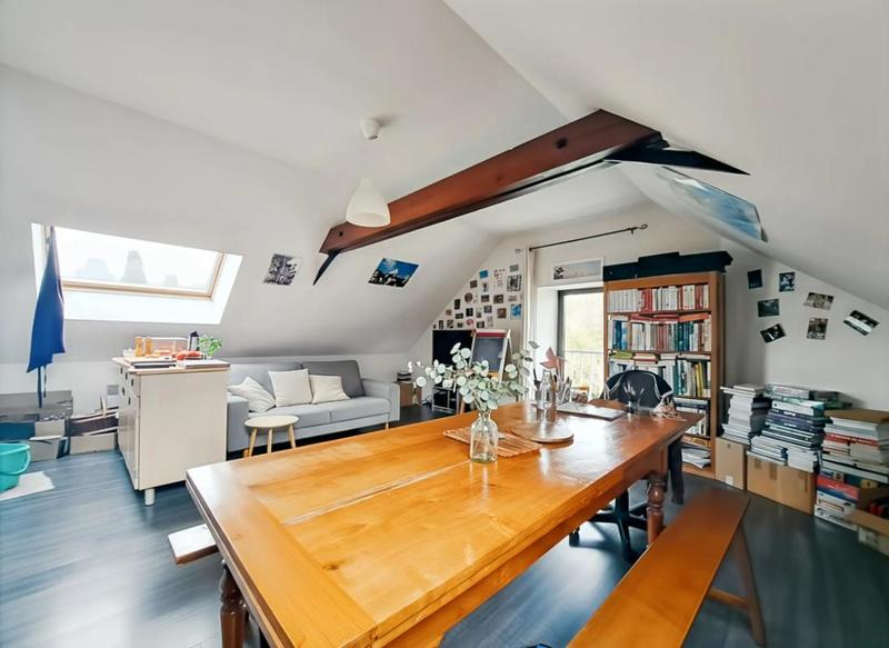 Appartement - 220 m² - 8 pièces