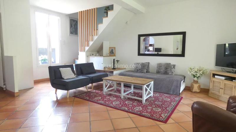 Maison - 140 m² - 8 pièces