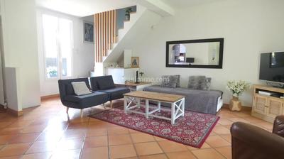 Maison - 140 m² - 8 pièces