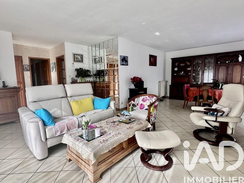 Maison - 98 m² - 4 pièces