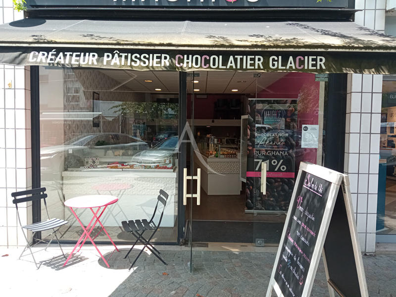 Local commercial - 61 m²