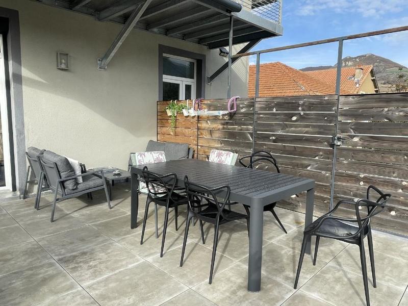 Appartement - 92 m² - 4 pièces