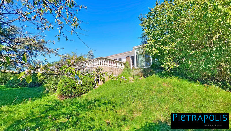 Maison - 170 m² - 8 pièces