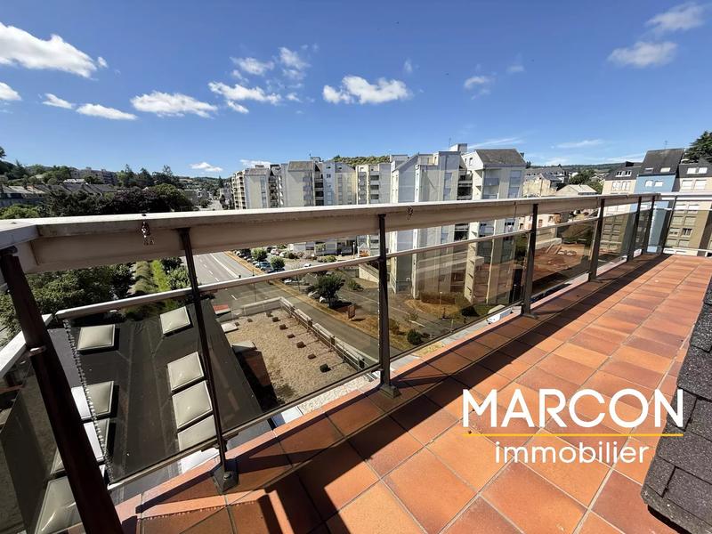 Appartement - 110 m² - 5 pièces