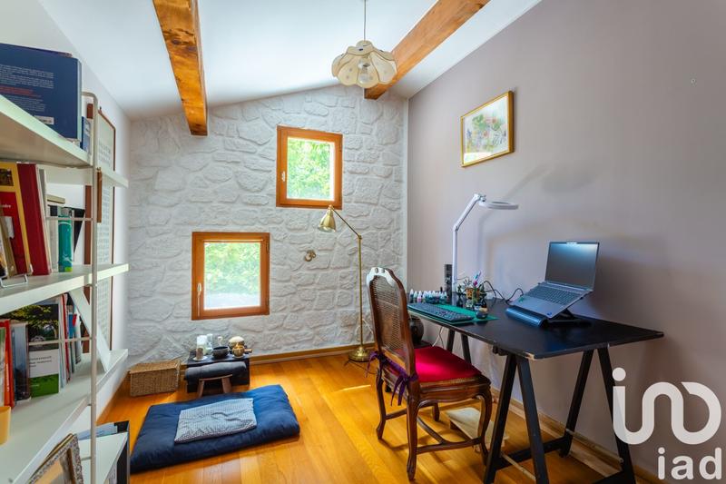 Maison - 255 m² - 7 pièces