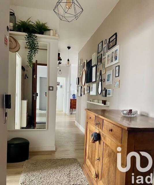 Appartement - 83 m² - 3 pièces