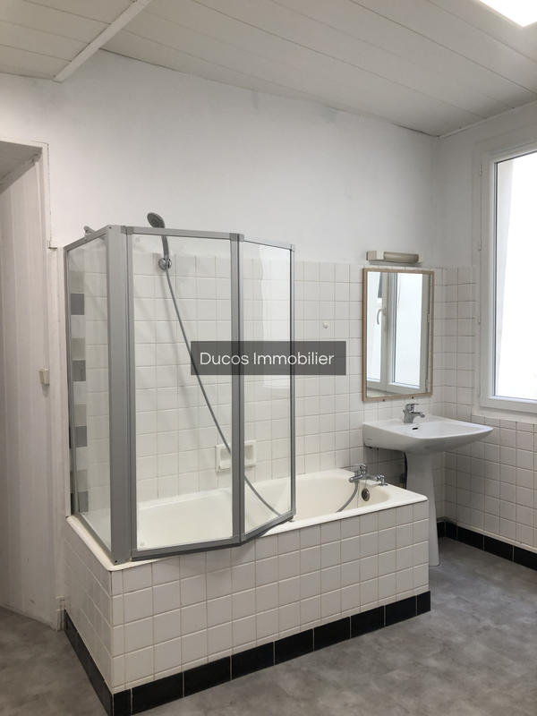 Appartement - 87 m² - 2 pièces