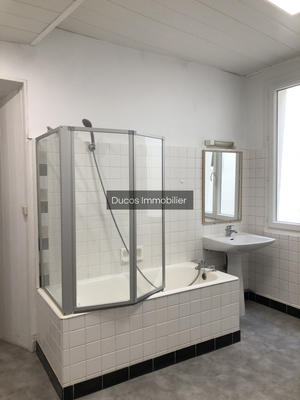 Appartement - 87 m² - 2 pièces