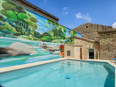 Corps de ferme - 350 m² - 13 pièces