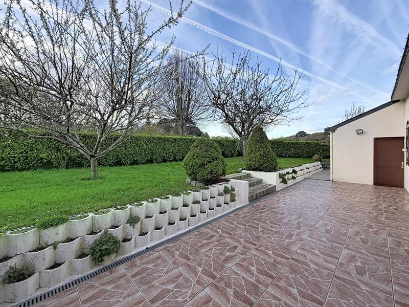 Maison - 104 m² - 7 pièces