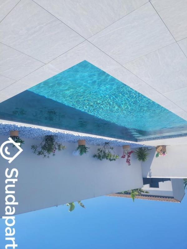 Chambre - 12 m² - 1 pièce