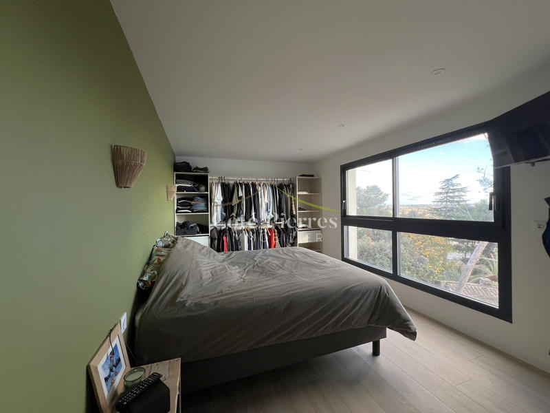 Villa - 137 m² - 5 pièces