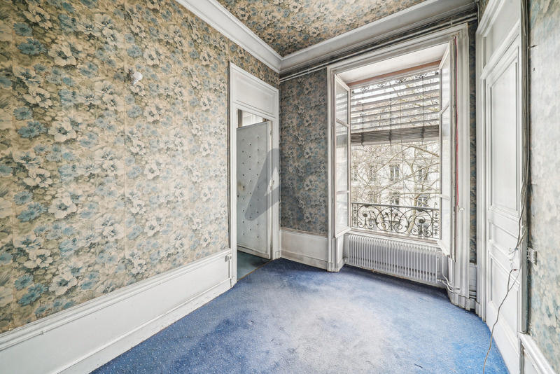 Appartement - 161 m² - 5 pièces