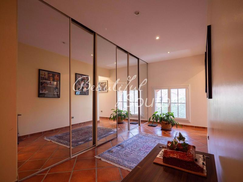 Gîte - 468 m² - 20 pièces