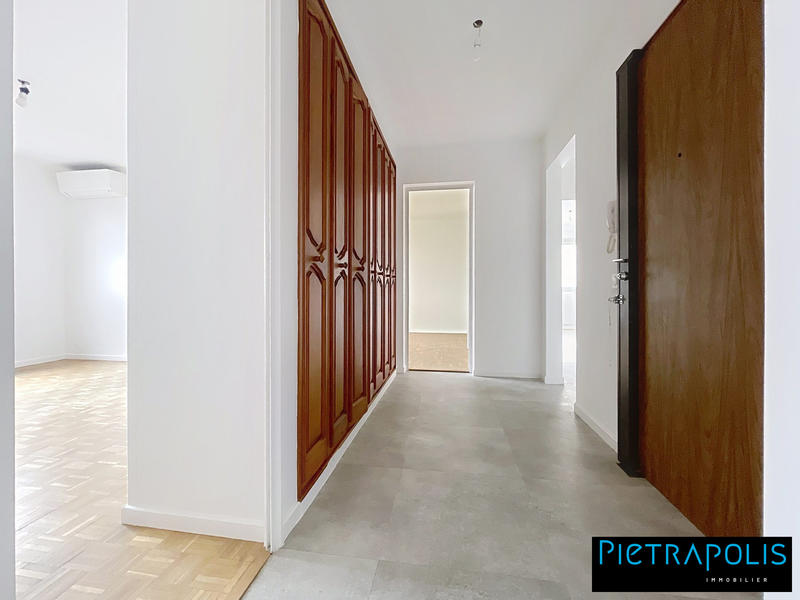 Appartement - 80 m² - 3 pièces