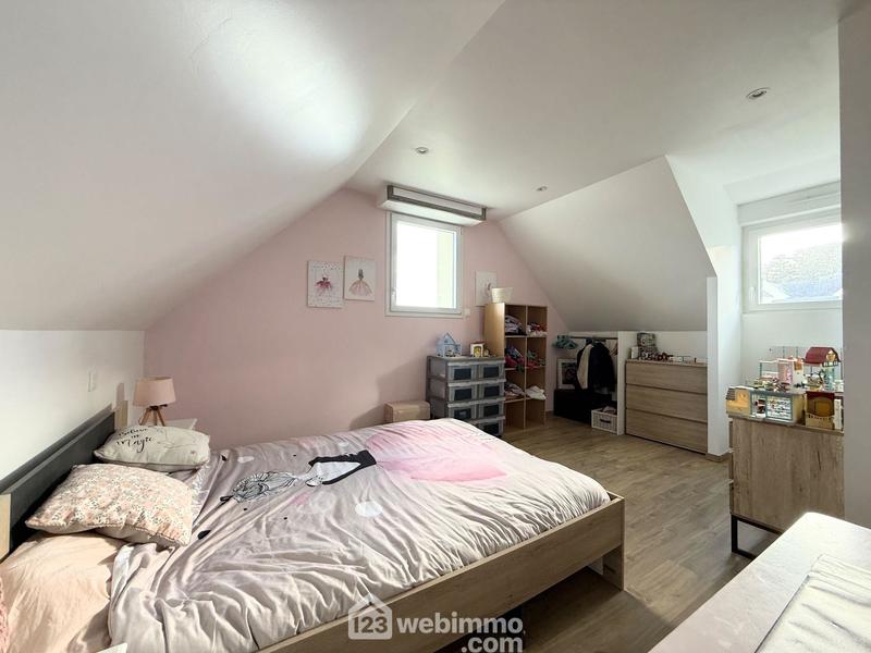 Maison - 90 m² - 5 pièces