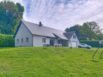 Maison - 208 m² - 7 pièces