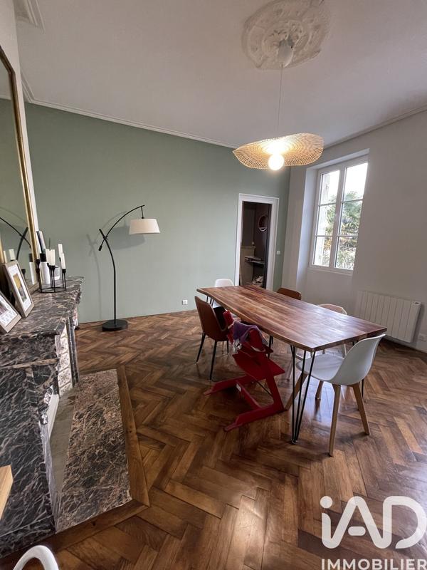 Maison - 320 m² - 10 pièces