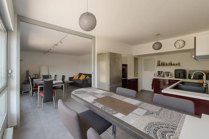 Appartement - 86 m² - 4 pièces