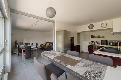 Appartement - 86 m² - 4 pièces