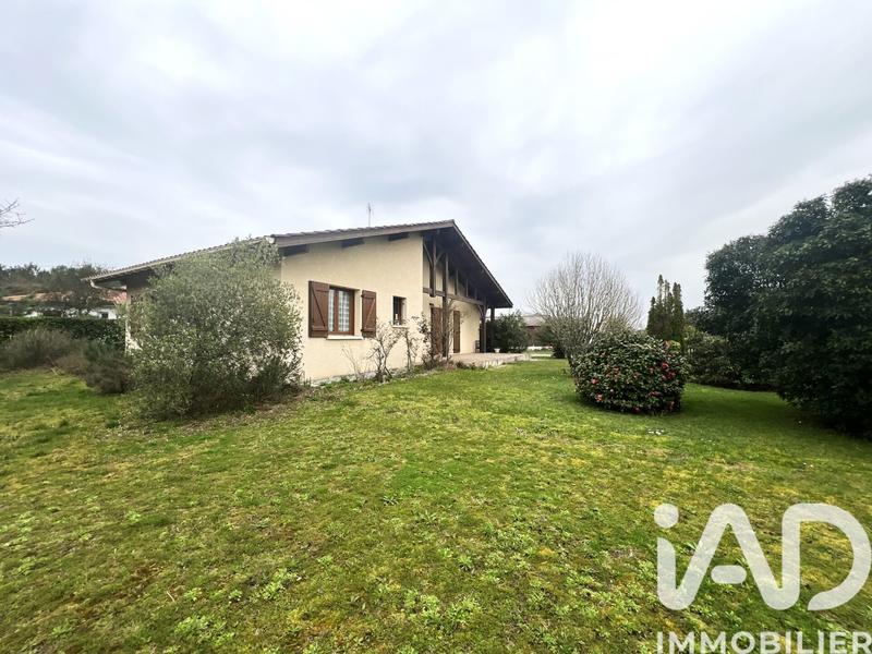 Maison - 90 m² - 3 pièces