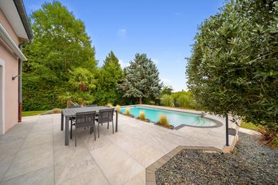 Villa - 200 m² - 7 pièces