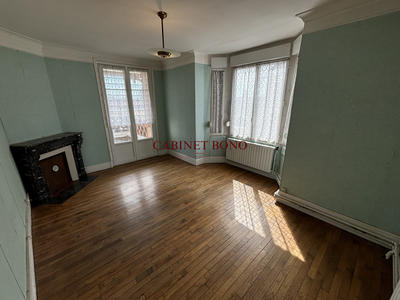 Maison ancienne - 242 m² - 10 pièces