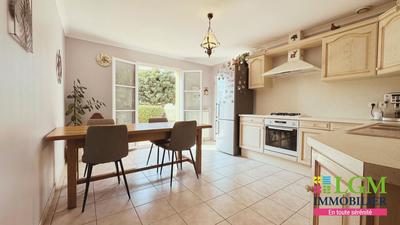 Villa - 153 m² - 5 pièces