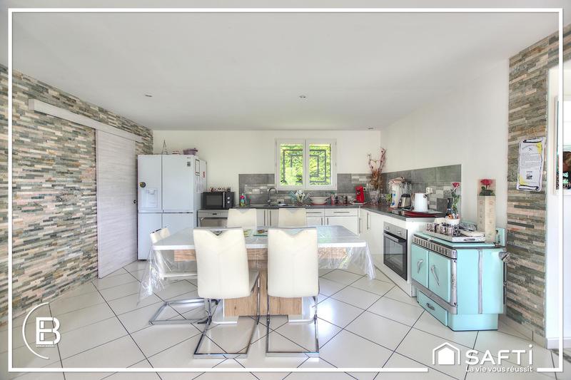 Maison - 79 m² - 4 pièces