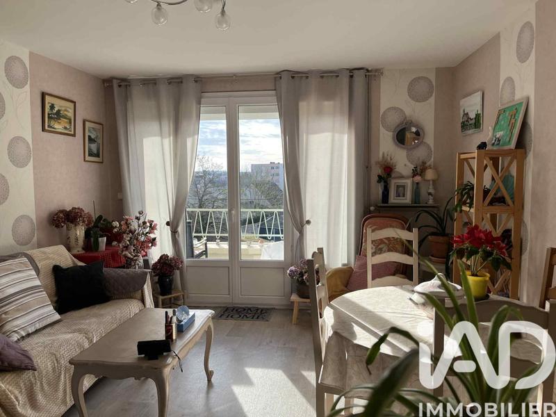 Appartement - 77 m² - 3 pièces