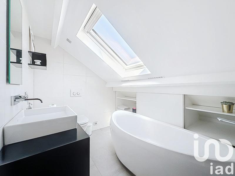 Maison - 191 m² - 6 pièces