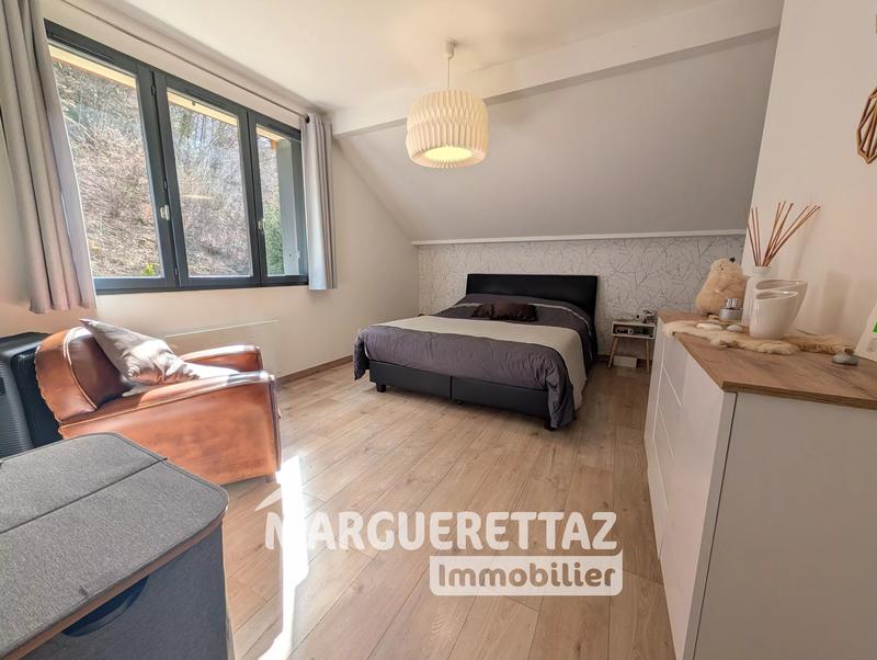 Maison - 108 m² - 4 pièces