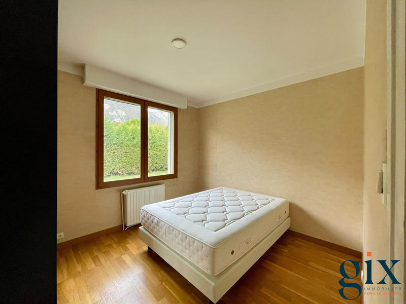 Maison - 144 m² - 7 pièces