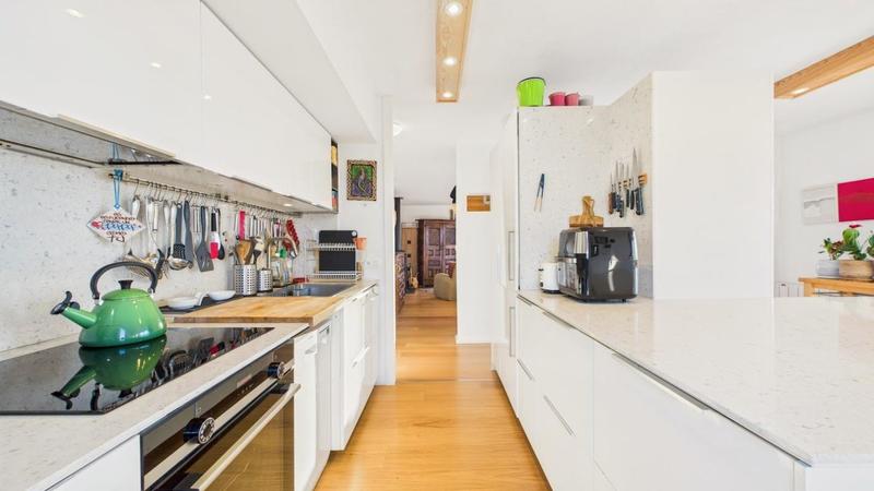 Duplex - 137 m² - 5 pièces