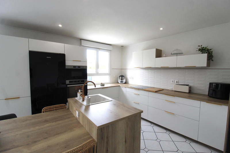 Maison - 190 m² - 5 pièces