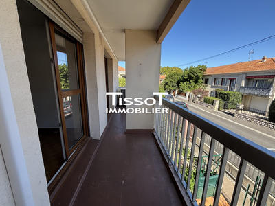 Appartement - 77 m² - 4 pièces