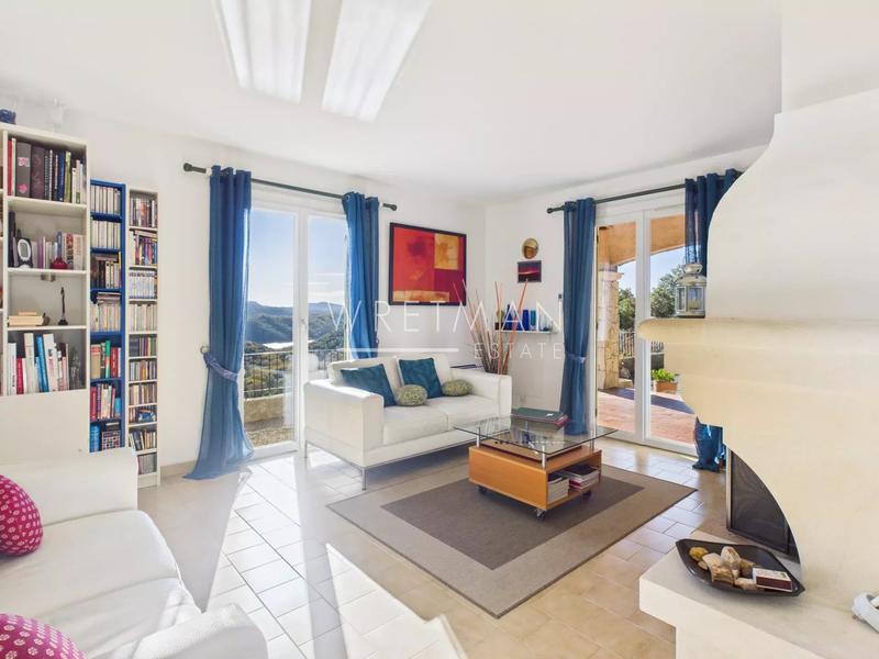 Villa - 131 m² - 6 pièces