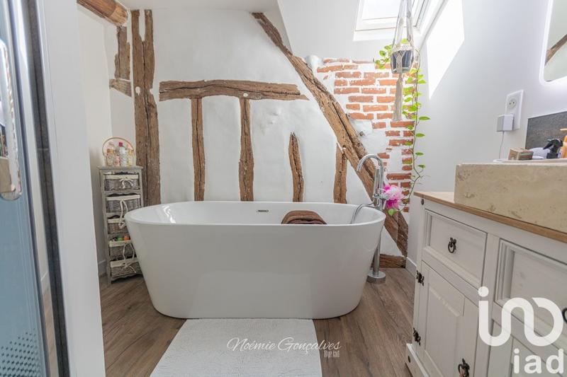 Maison de village - 171 m² - 9 pièces