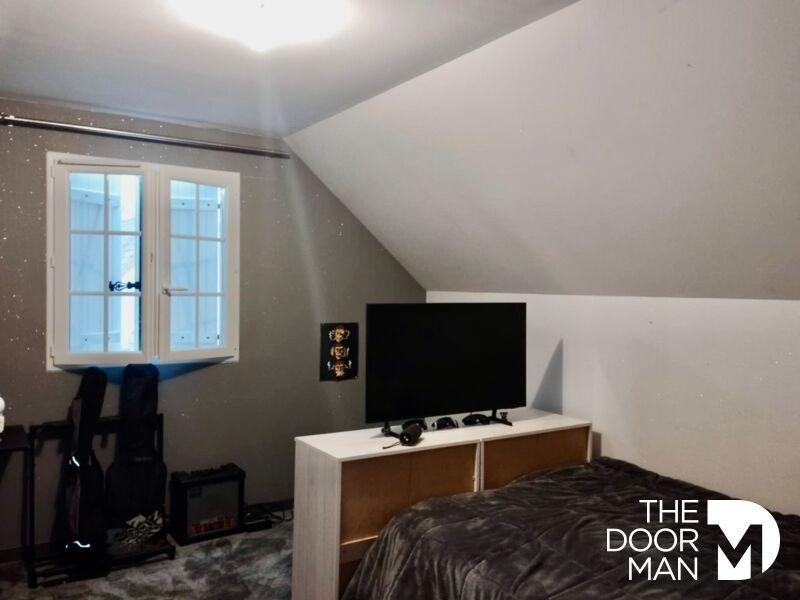 Pavillon - 150 m² - 5 pièces