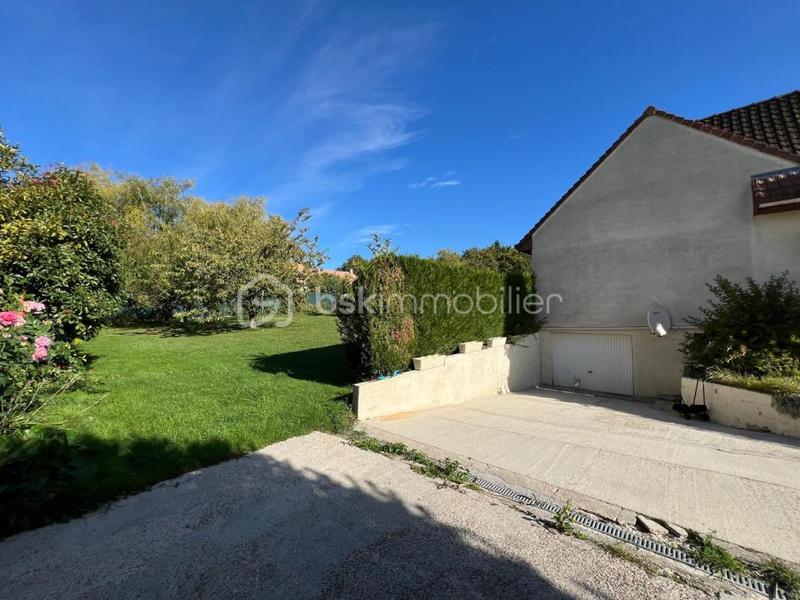 Maison - 97 m² - 4 pièces