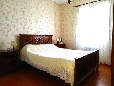 Propriété - 188 m² - 9 pièces