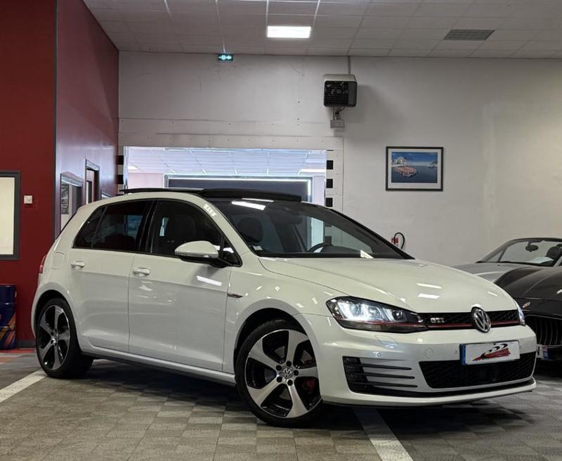 Volkswagen Golf 2.0 Tsi 220ch BlueMotion Technology Gti Dsg6 5p