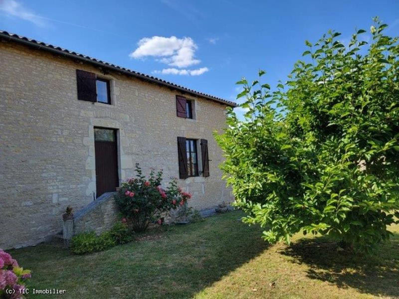 Maison en pierre - 177 m² - 5 pièces