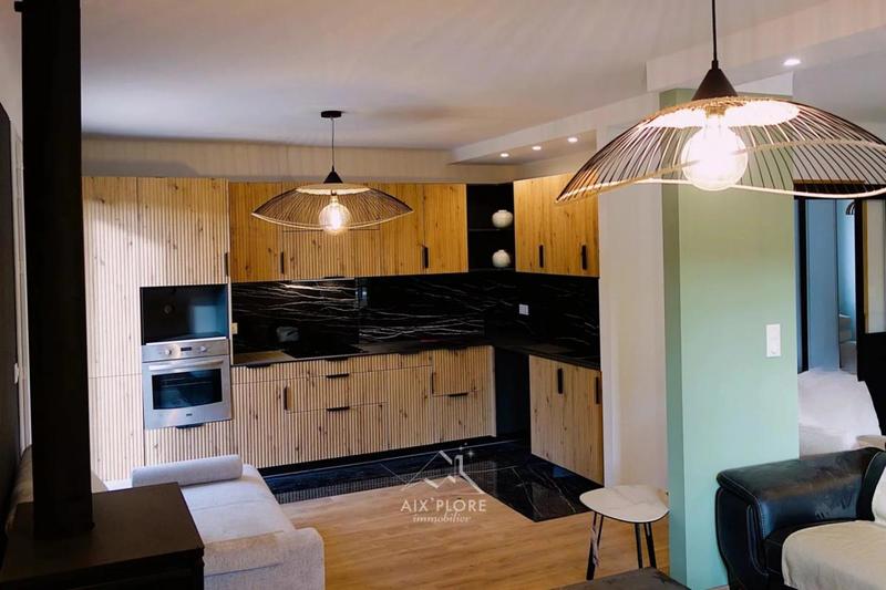 Propriété - 138 m² - 5 pièces